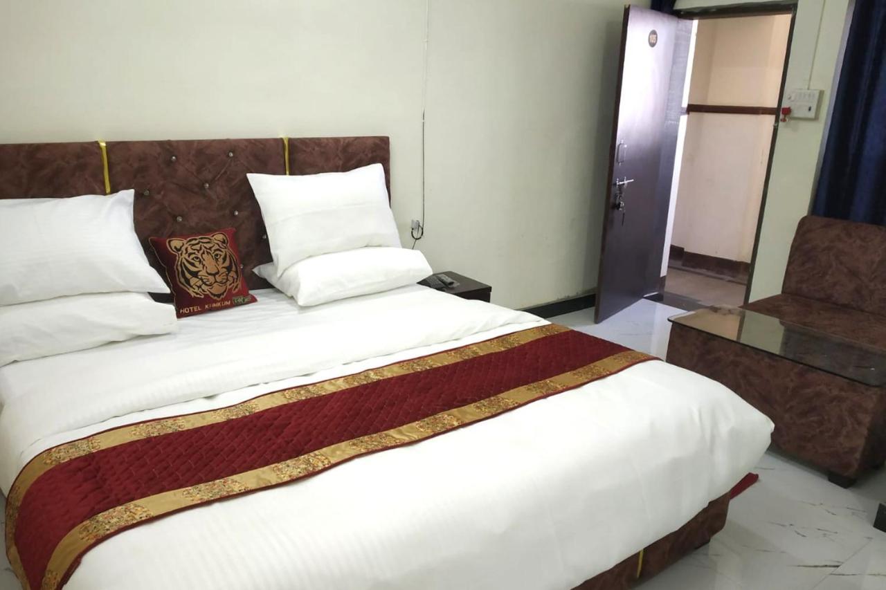 Hotel Kumkum Chhaya Panna Exterior foto
