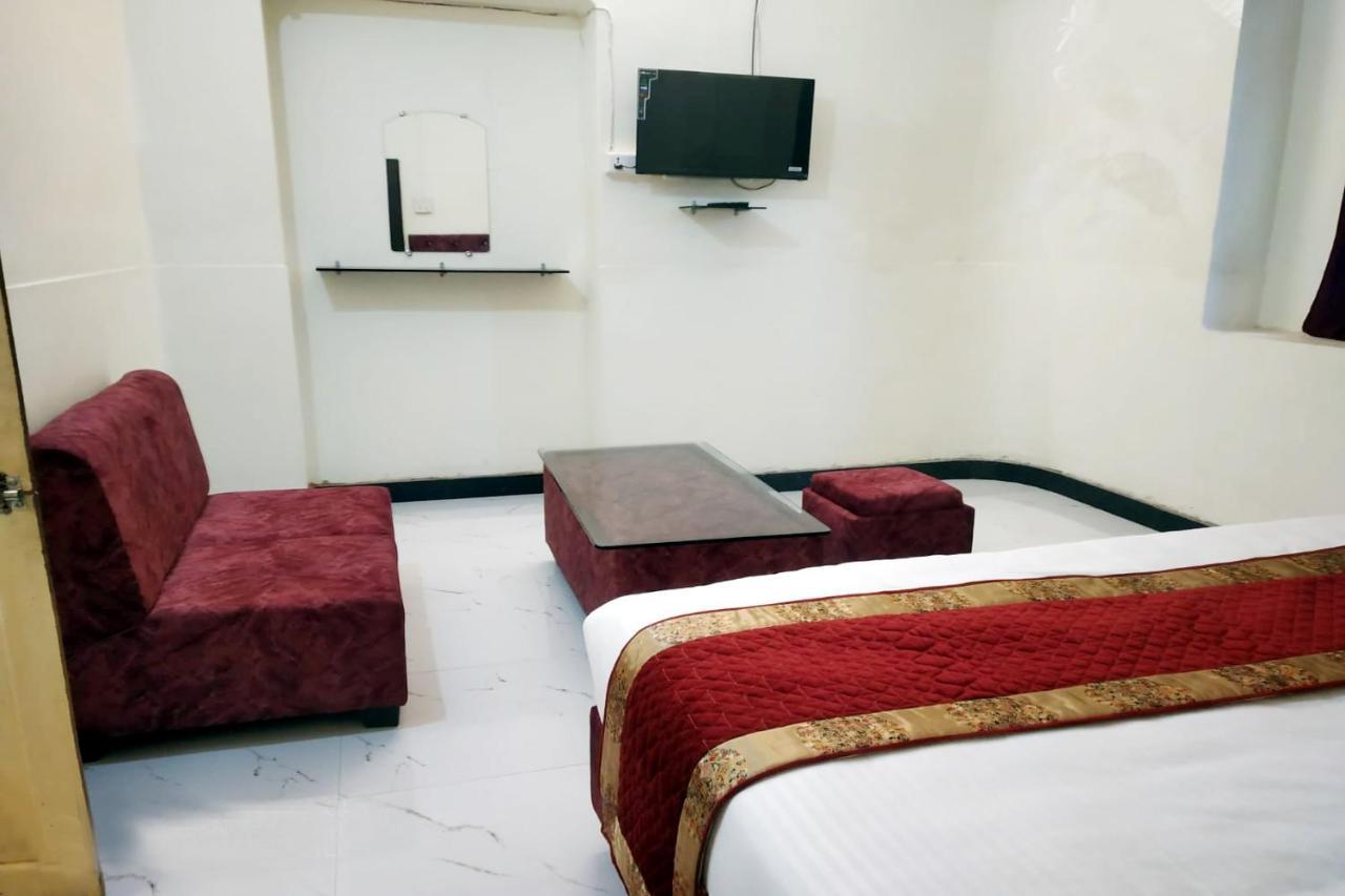 Hotel Kumkum Chhaya Panna Exterior foto