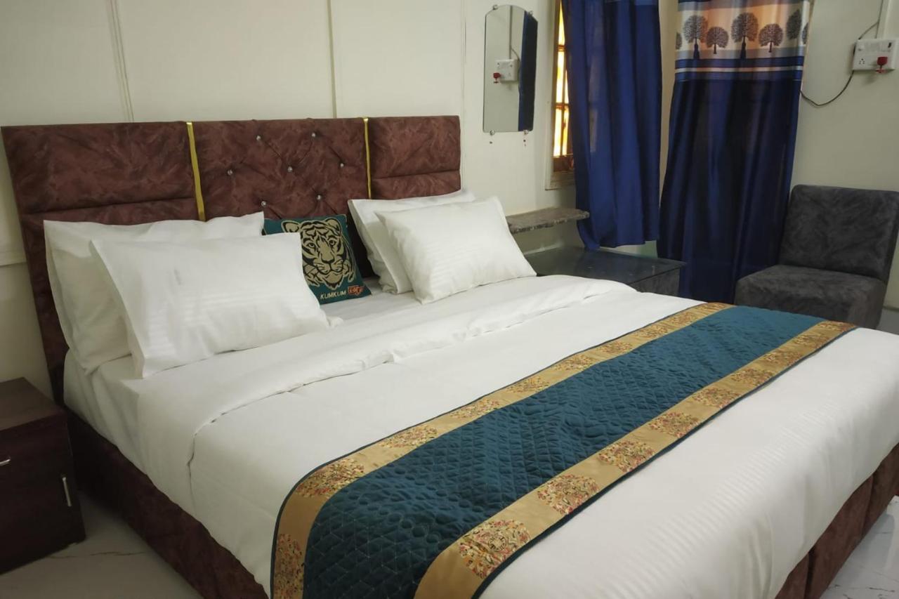 Hotel Kumkum Chhaya Panna Exterior foto