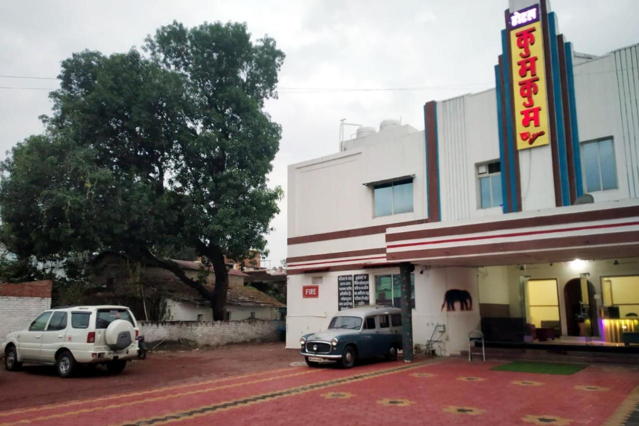 Hotel Kumkum Chhaya Panna Exterior foto